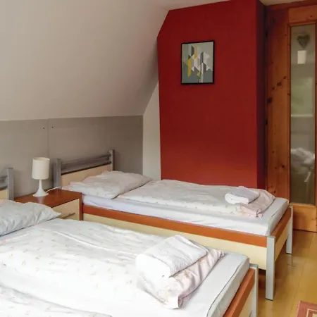 Three-bedroom Holiday In Dom wakacyjny *